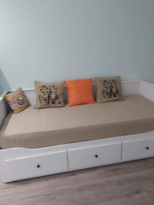 شقة Modern Flat At Garbinet With Wifi لقنت المظهر الخارجي الصورة