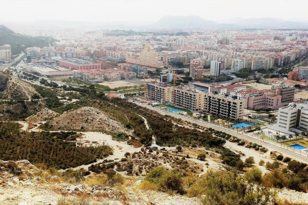 شقة Modern Flat At Garbinet With Wifi لقنت المظهر الخارجي الصورة